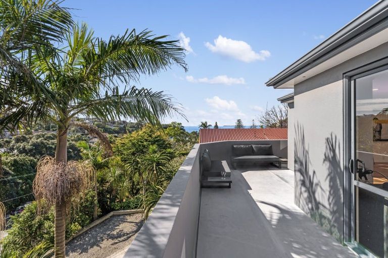 Photo of property in 16a Valley Road, Browns Bay, Auckland, 0630