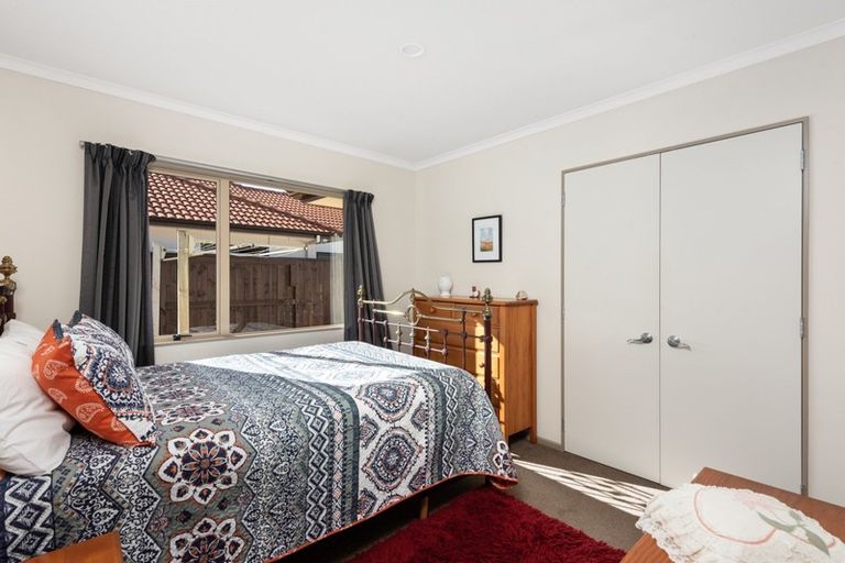 Photo of property in 10 Saint Kilda Place, Papamoa Beach, Papamoa, 3118