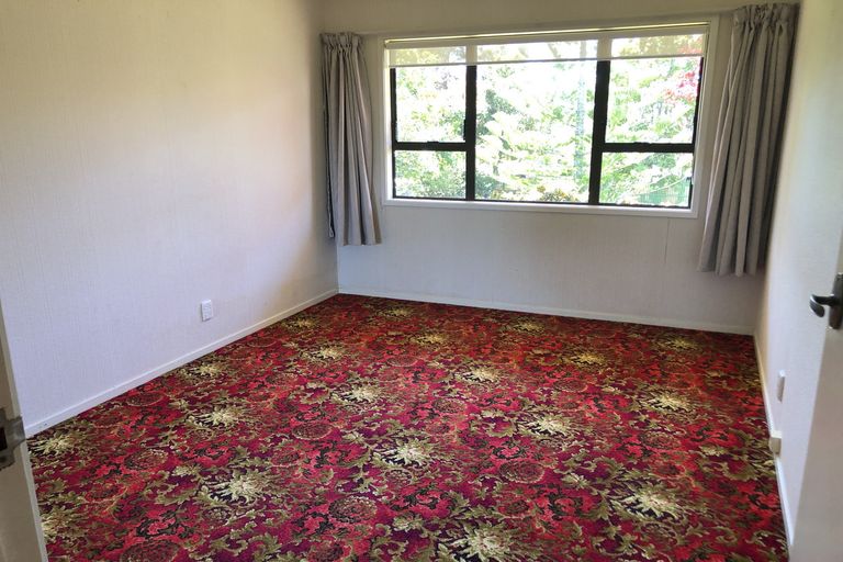 Photo of property in 194 Rangatira Road, Beach Haven, Auckland, 0626