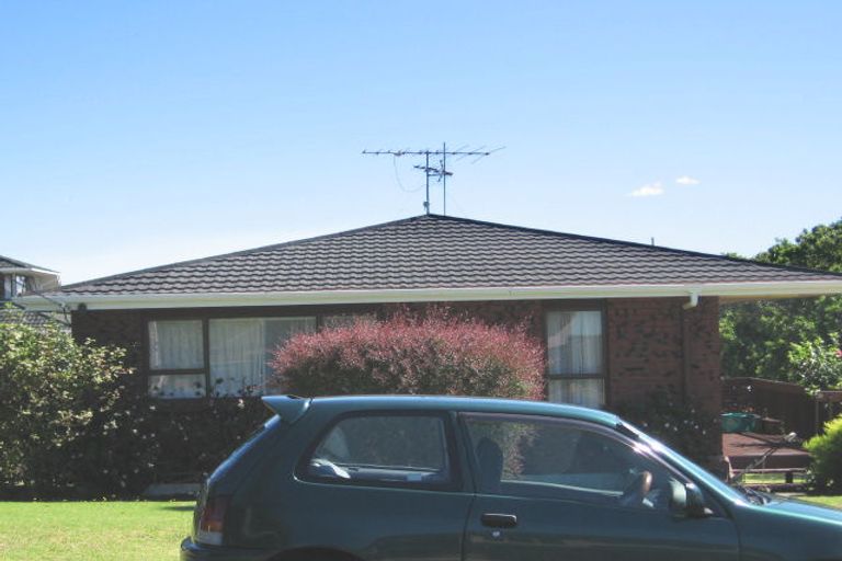 Photo of property in 1/134 Arran Road, Browns Bay, Auckland, 0630