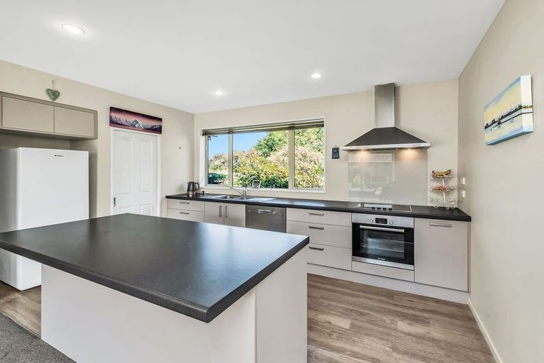 Photo of property in 1 Greenan Place, Doyleston, 7683