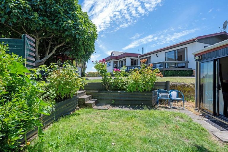 Photo of property in 15 Kempton Place, Richmond Heights, Taupo, 3330