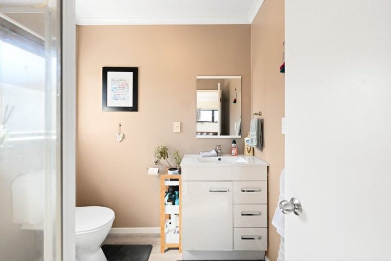 Photo of property in 28 Diomede Glade, Flagstaff, Hamilton, 3210