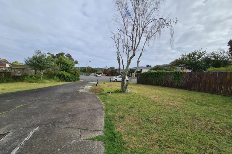 Photo of property in 1/11 Askew Place, Farm Cove, Auckland, 2012