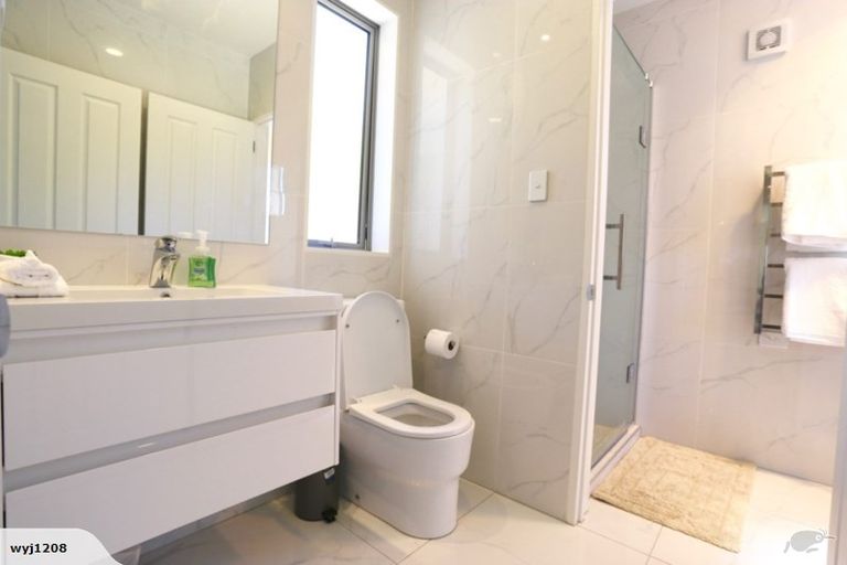 Photo of property in 104 Fairview Avenue, Fairview Heights, Auckland, 0632