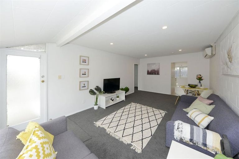 Photo of property in 2/136 Clarence Street, Riccarton, Christchurch, 8011