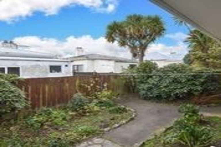 Photo of property in 49f Cutten Street, South Dunedin, Dunedin, 9012