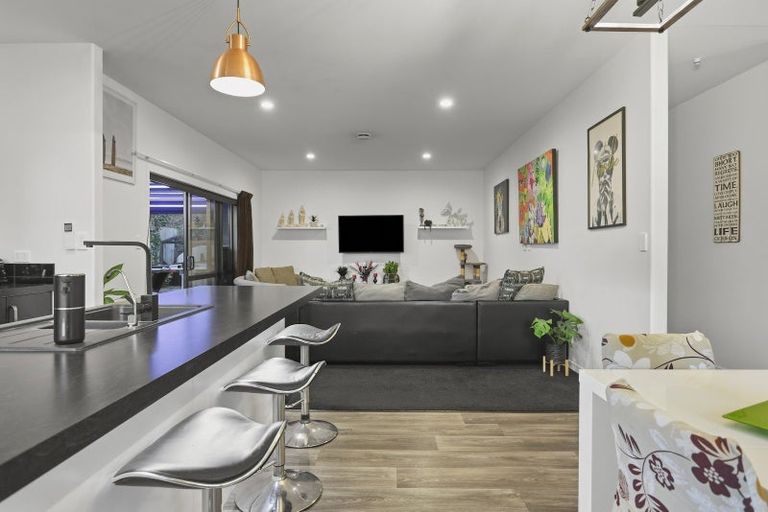 Photo of property in 10 Ellesmere Close, Pyes Pa, Tauranga, 3112