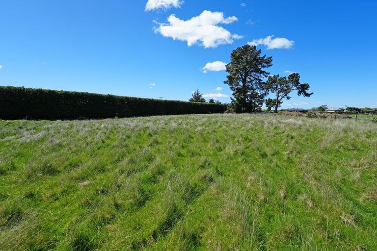 Photo of property in 51 Mcpherson Road, Waitaki Bridge, Oamaru, 9493
