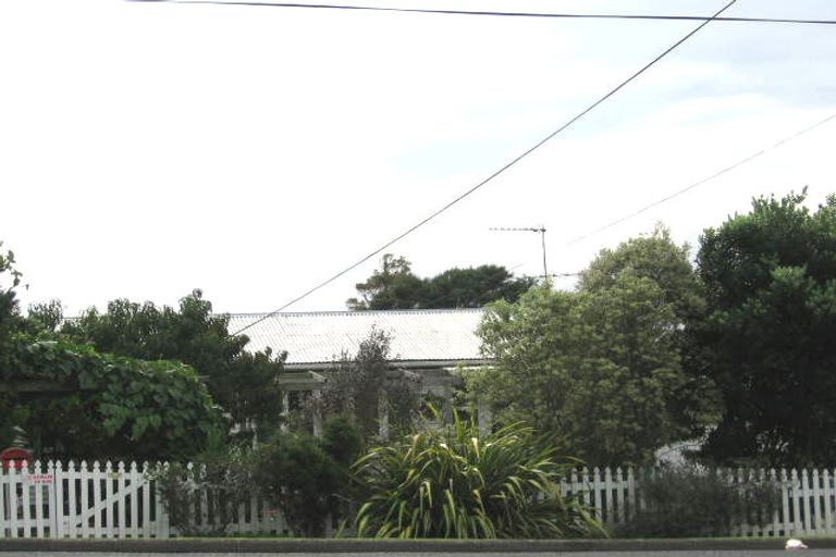 Photo of property in 1/73 Glengarry Road, Glen Eden, Auckland, 0602