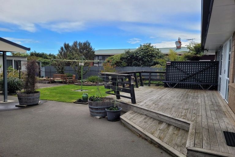 Photo of property in 4 Tulloch Place, Papanui, Christchurch, 8052