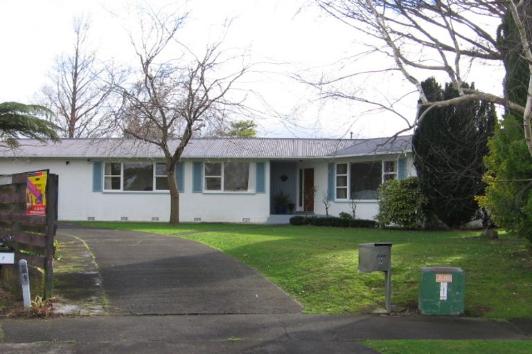 Photo of property in 9 Patea Place, Terrace End, Palmerston North, 4410