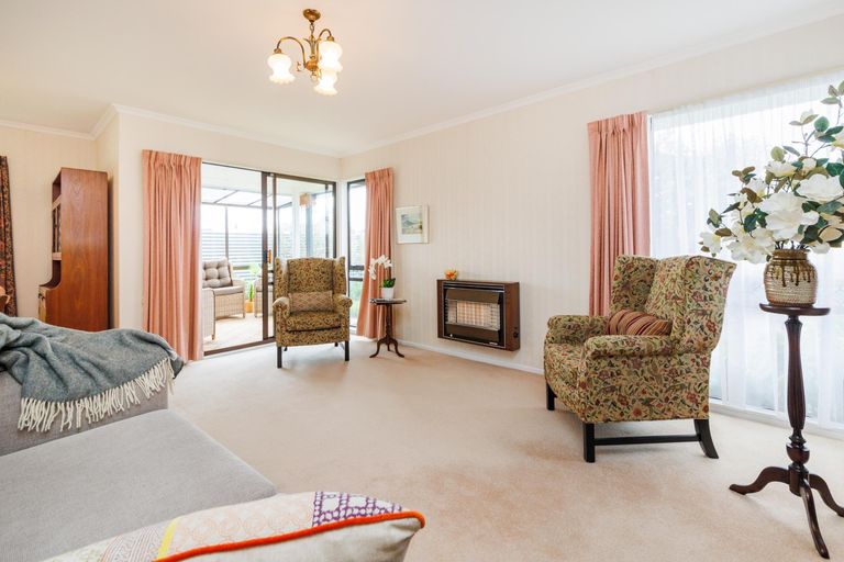 Photo of property in 36a Wood Street, Takaro, Palmerston North, 4410