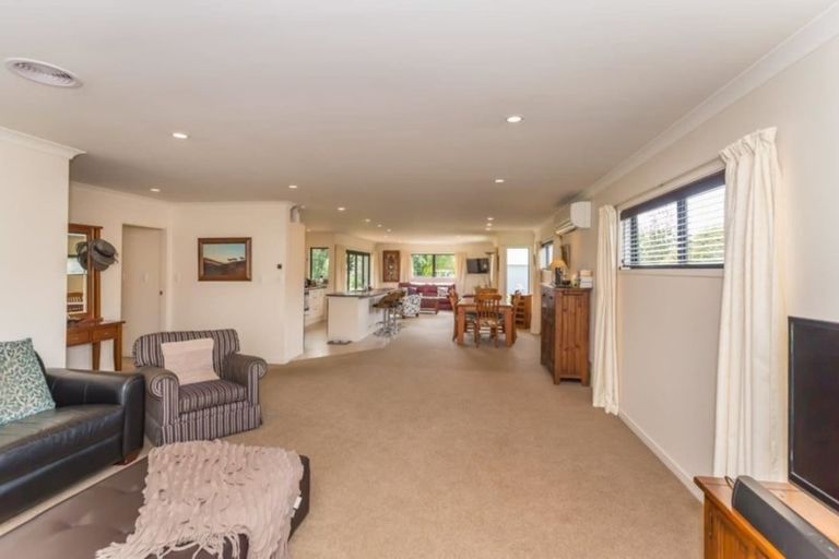 Photo of property in 1085 Queen Street East, Levin, 5571