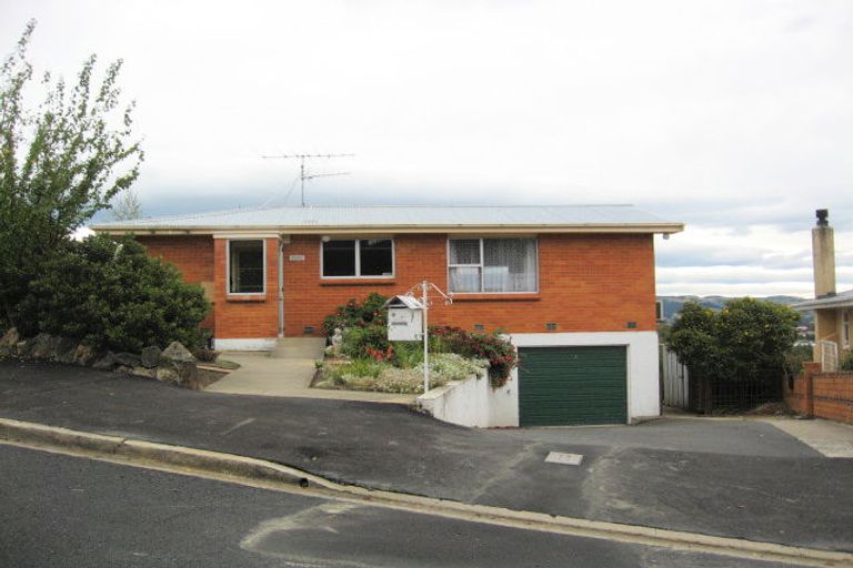 Photo of property in 9 Tweed Street, Kinmont Park, Mosgiel, 9024