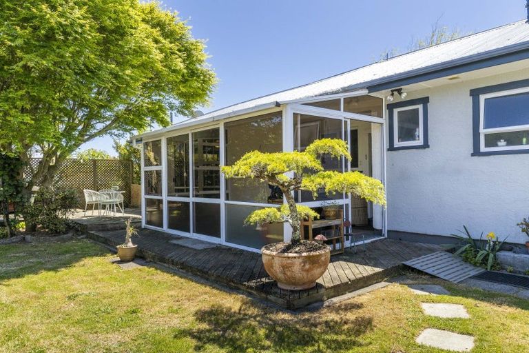 Photo of property in 17 Harris Street, Waitara, 4320