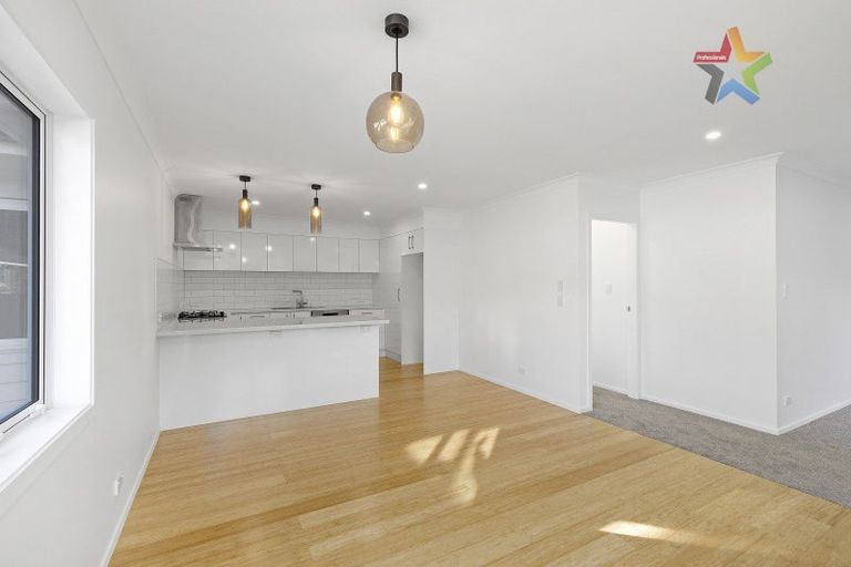 Photo of property in 2c Mayo Grove, Naenae, Lower Hutt, 5011