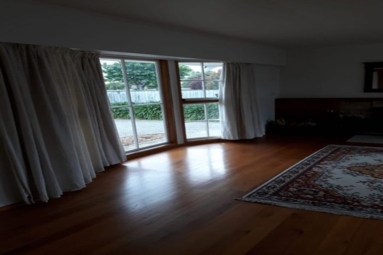 Photo of property in 20 Princess Street, Martinborough, 5711