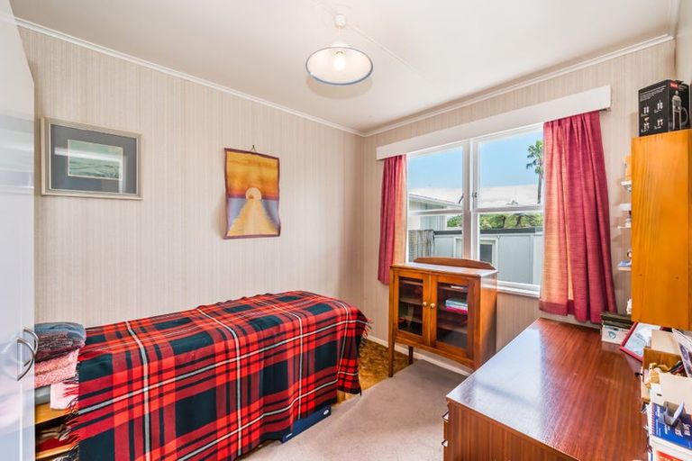 Photo of property in 21 Gray Avenue, Paraparaumu Beach, Paraparaumu, 5032