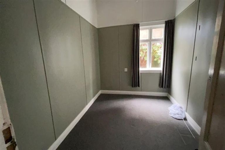 Photo of property in 30 Romilly Street, Westport, 7825