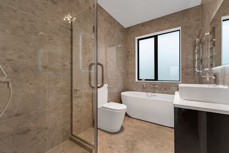 Photo of property in 3 Dolcetto Place, Pokeno, 2402