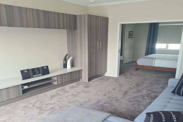 Photo of property in 19 Rue D' Amarres, Gulf Harbour, Whangaparaoa, 0930