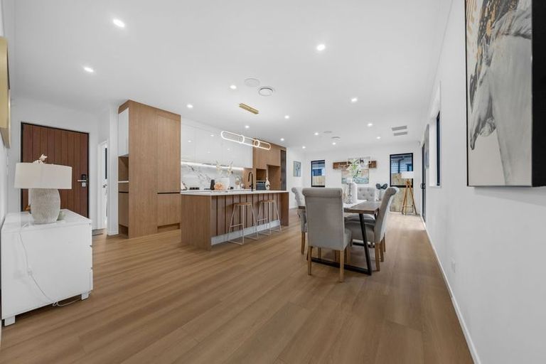 Photo of property in 364 Linwood Road, Karaka, 2580