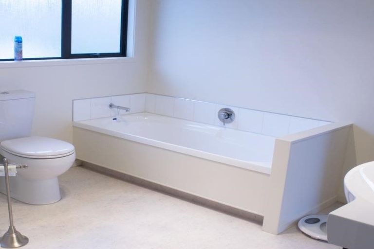 Photo of property in 2a Northpoint Way, Bell Block, New Plymouth, 4312