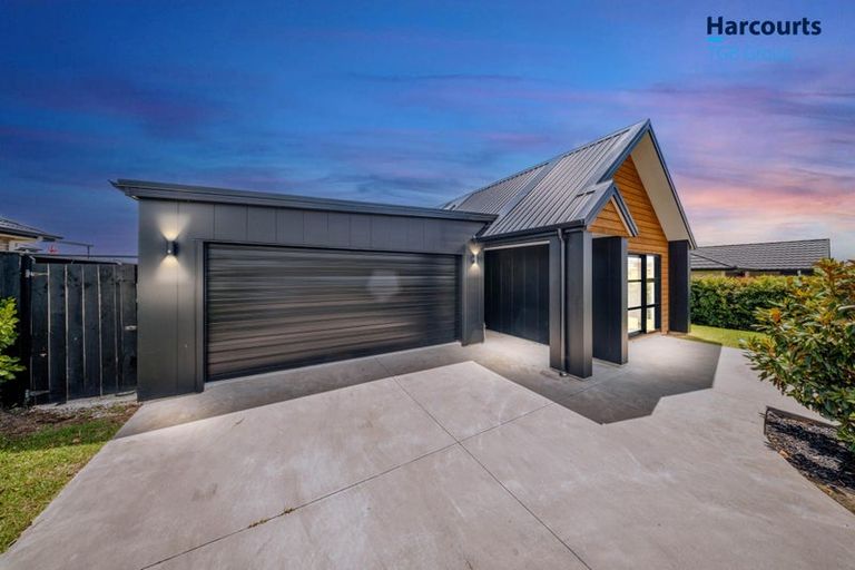 Photo of property in 63 Te Paea Avenue, Paerata, 2124