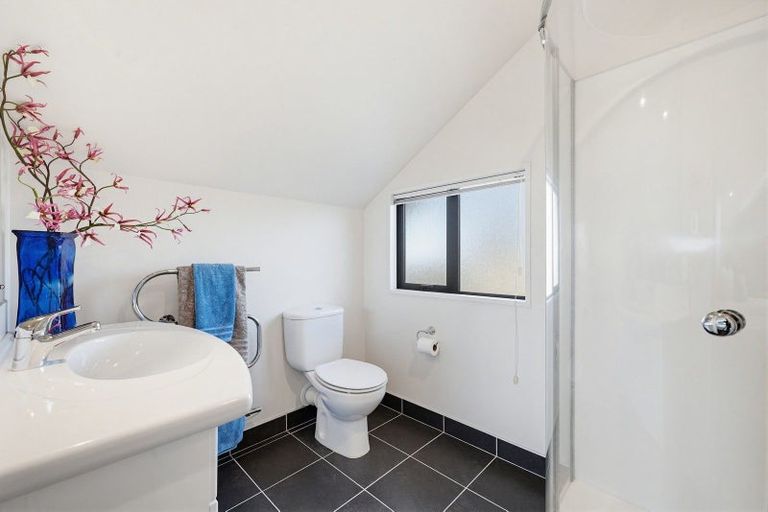Photo of property in 16 Kensington Avenue, Rangiora, 7400