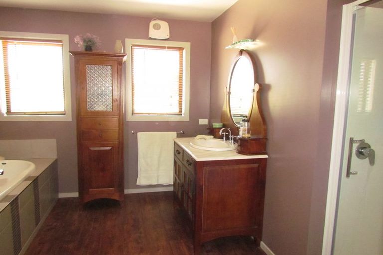 Photo of property in 115 Letts Gully Road, Letts Gully, Alexandra, 9393