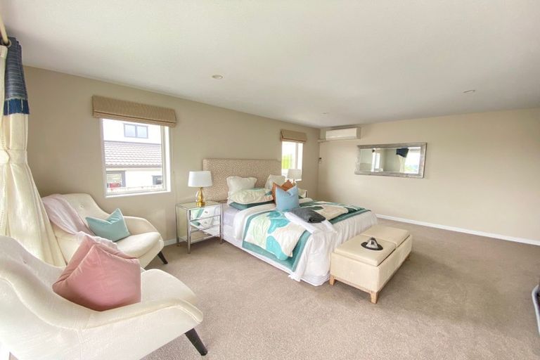 Photo of property in 24 Mackay Drive, Greenhithe, Auckland, 0632