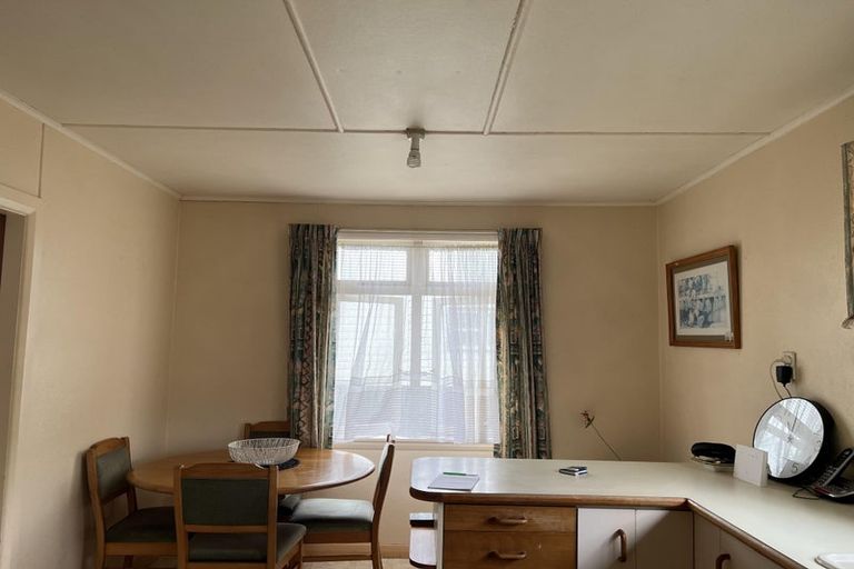 Photo of property in 34a Park Street, Foxton, 4814