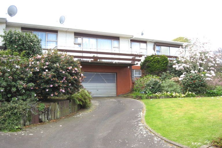 Photo of property in 4/17 Leatham Avenue, Strandon, New Plymouth, 4312