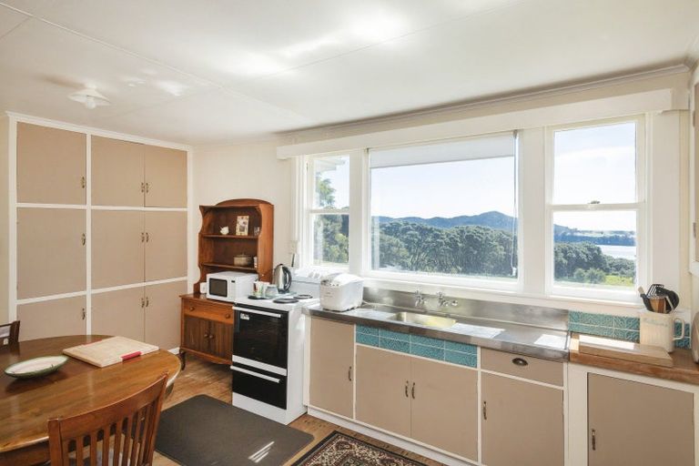 Photo of property in 5114 Te Araroa Road, Hicks Bay, Tikitiki, 4087