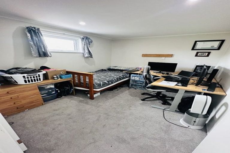 Photo of property in 27 Harper Street, Papakura, 2110