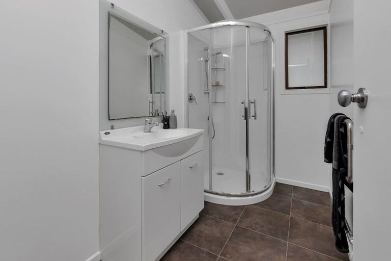 Photo of property in 3 Tikorangi Place, Morningside, Whangarei, 0110