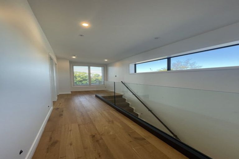 Photo of property in 57a Garreg Road, Bryndwr, Christchurch, 8052