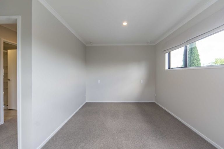 Photo of property in 9/13 Beale Street, Hamilton East, Hamilton, 3216