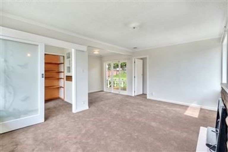 Photo of property in 38 Christmas Road, Manurewa, Auckland, 2102