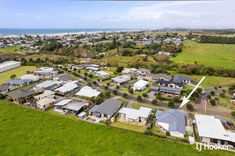 Photo of property in 36 Ocean Breeze Drive, Waihi Beach, 3611