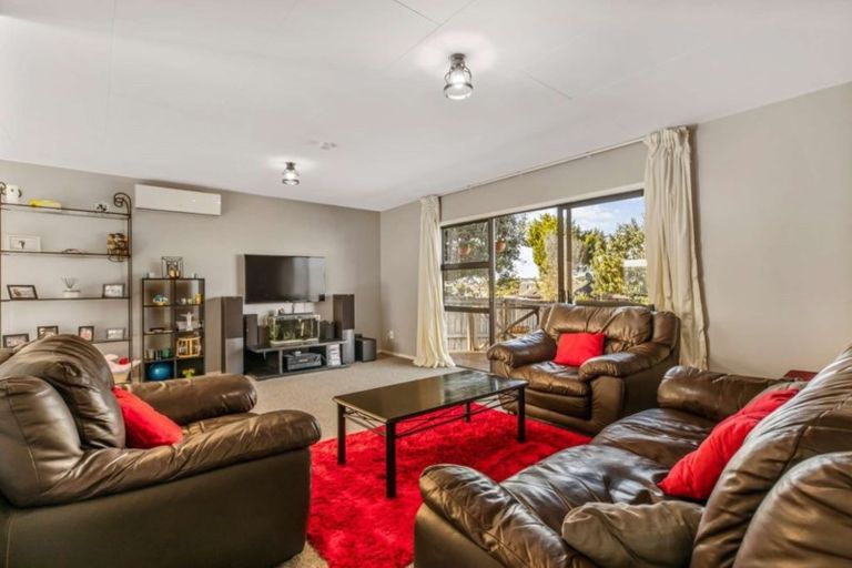 Photo of property in 2/155b Finlayson Avenue, Clendon Park, Auckland, 2103