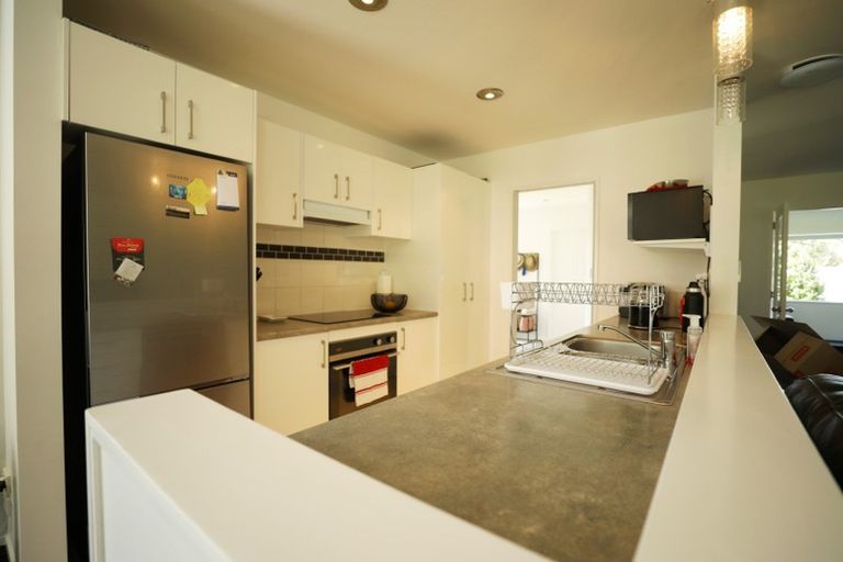 Photo of property in 9 Blue Heron Rise, Stanmore Bay, Whangaparaoa, 0932