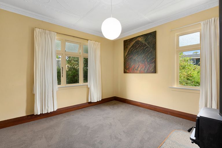 Photo of property in 24 Springhill Road, Mornington, Dunedin, 9011