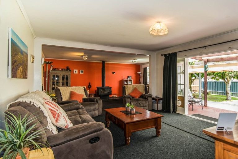 Photo of property in 25 Ward Street, Raetihi, 4632