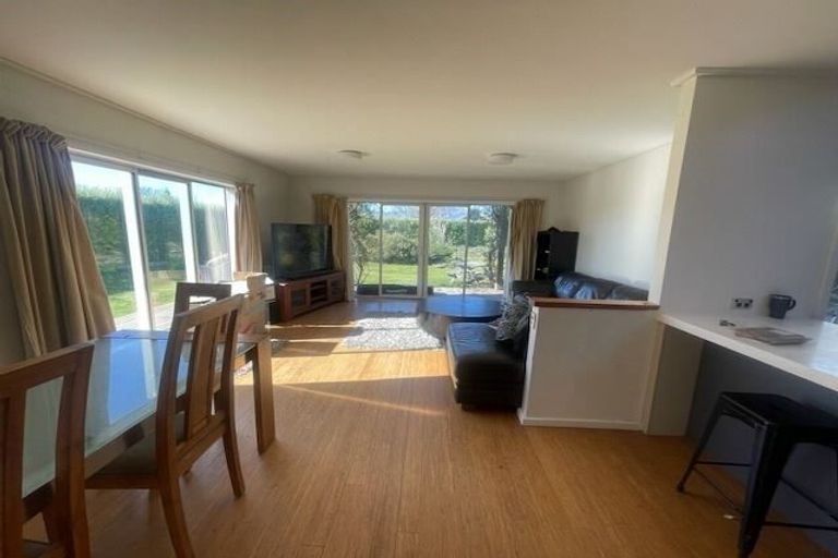 Photo of property in 9 Ash Avenue, Albert Town, Wanaka, 9305