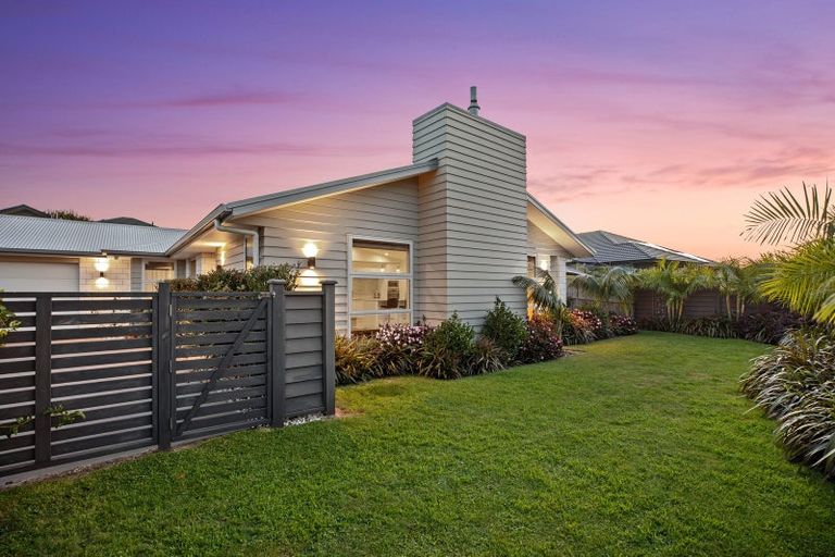 Photo of property in 27 Bertrowe Drive, Ohauiti, Tauranga, 3112