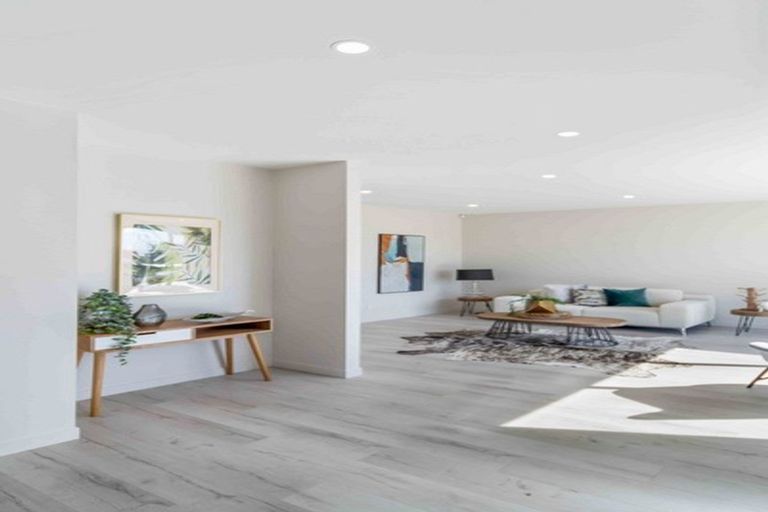 Photo of property in 27 Uatoto Road, Clarks Beach, 2122