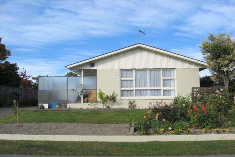 Photo of property in 16 Cheyenne Street, Sockburn, Christchurch, 8042