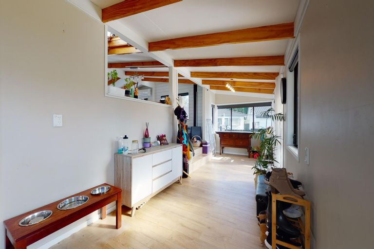 Photo of property in 165 Carnoustie Drive, Wattle Downs, Auckland, 2103